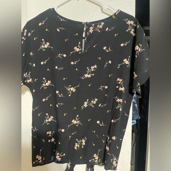 Buffalo David Bitton Tie-Front Black Blouse - Picture 3 of 6